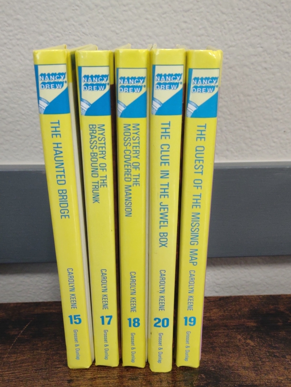 (5) Nancy Drew Hardcover Mystery Books Lot. #15,17,18,19,& 20 Excellent!